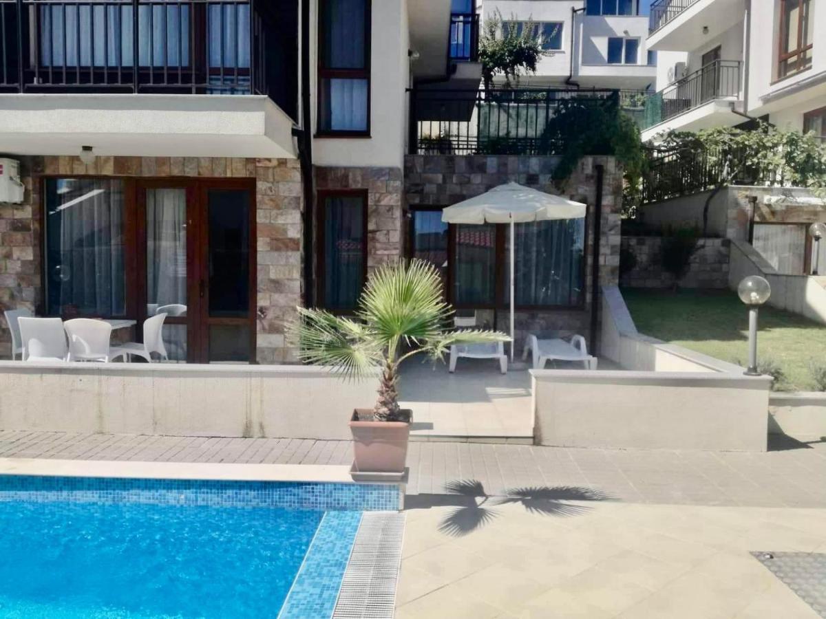 Apartments In Villas Apolon Sozopol Eksteriør billede