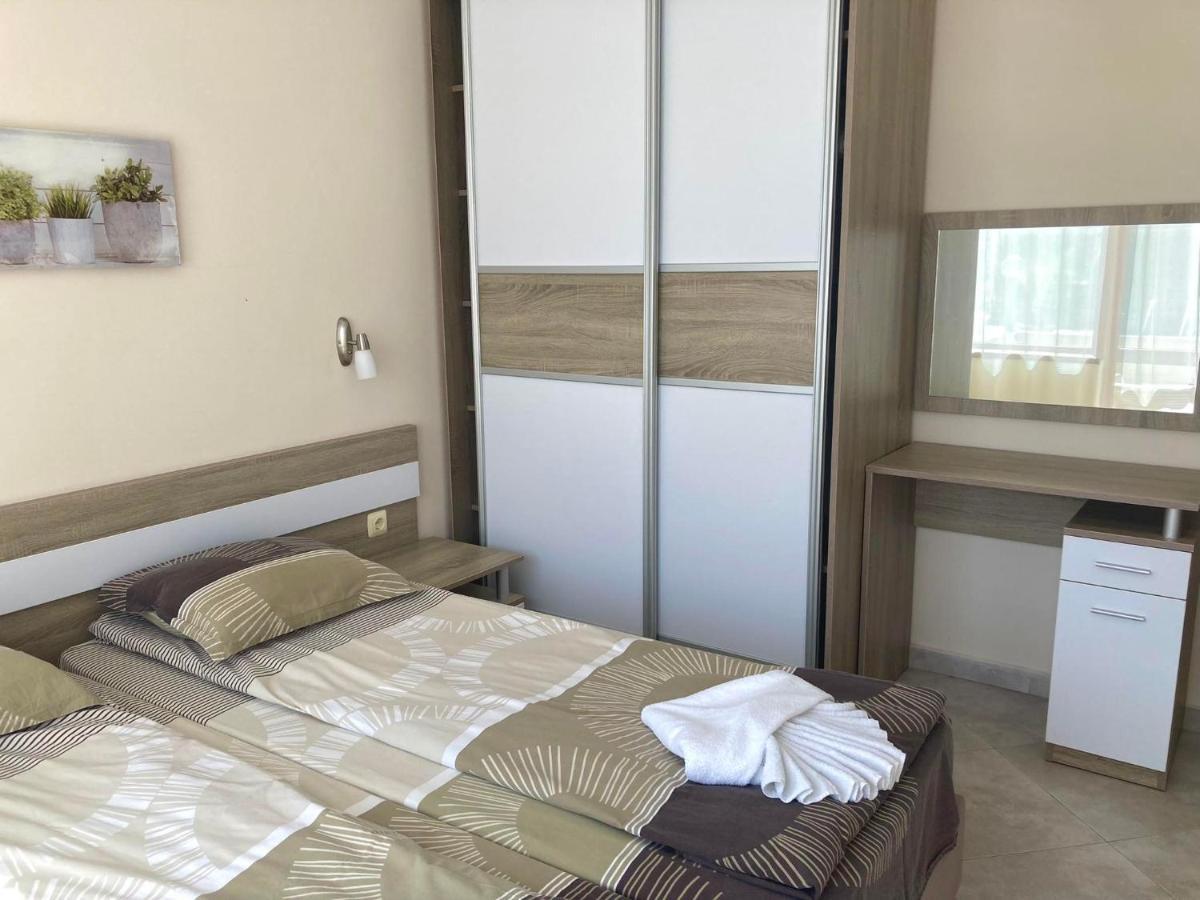 Apartments In Villas Apolon Sozopol Eksteriør billede
