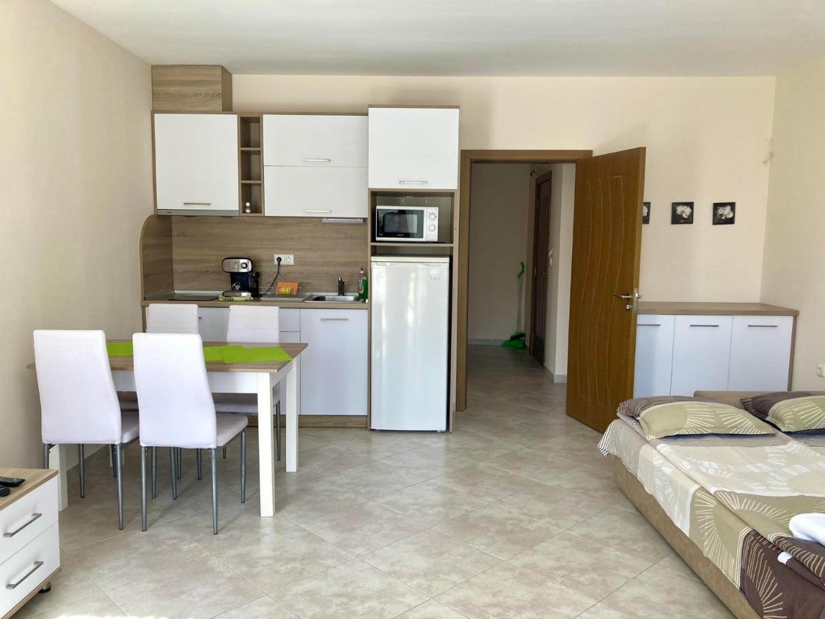 Apartments In Villas Apolon Sozopol Eksteriør billede