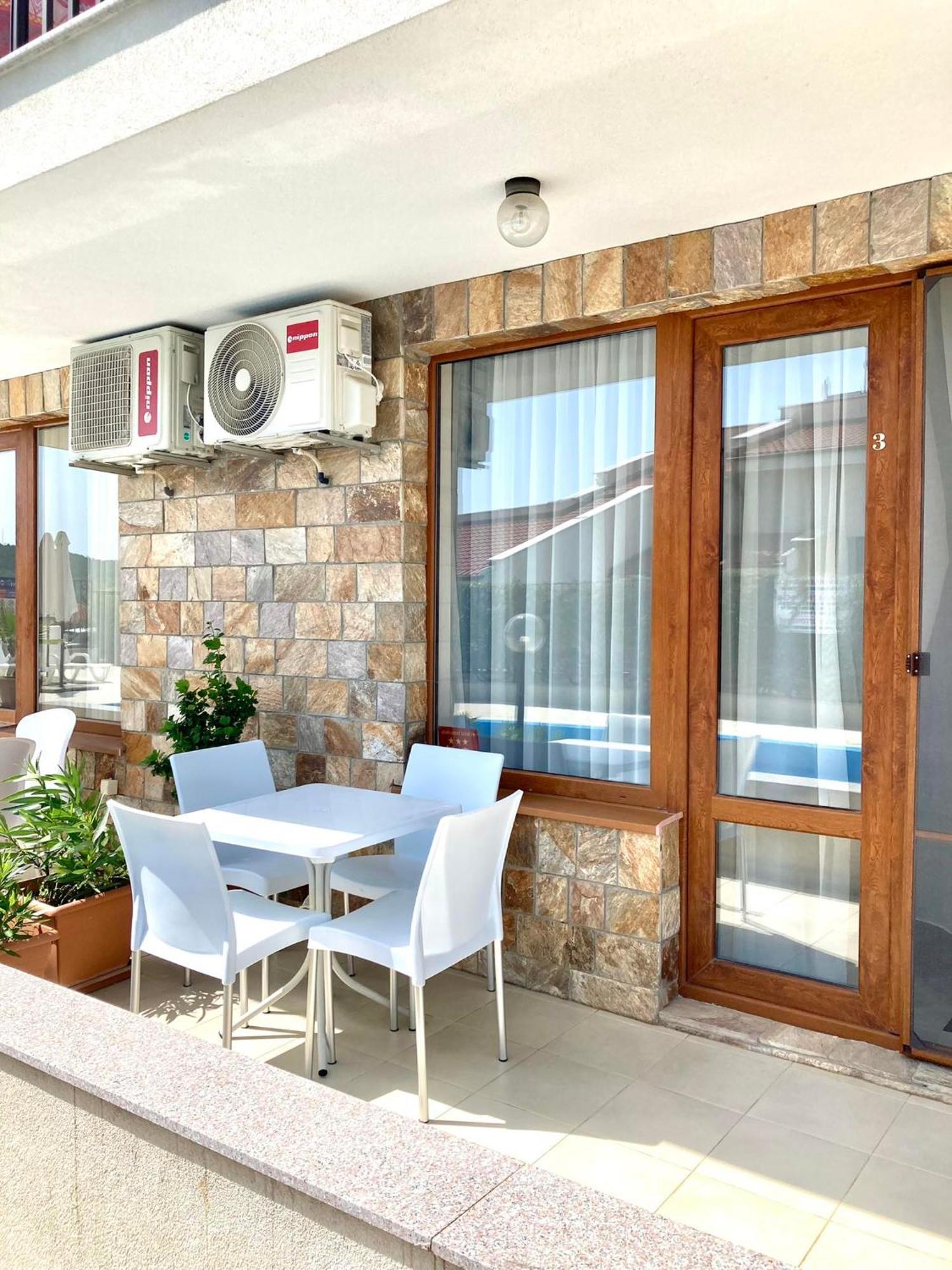 Apartments In Villas Apolon Sozopol Eksteriør billede
